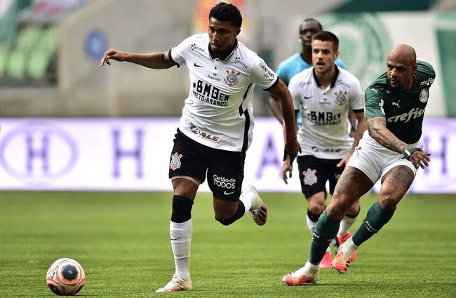 通过中场的 通过中场的