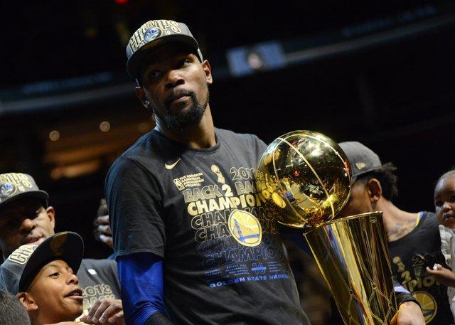 詹姆斯不仅 詹姆斯不仅