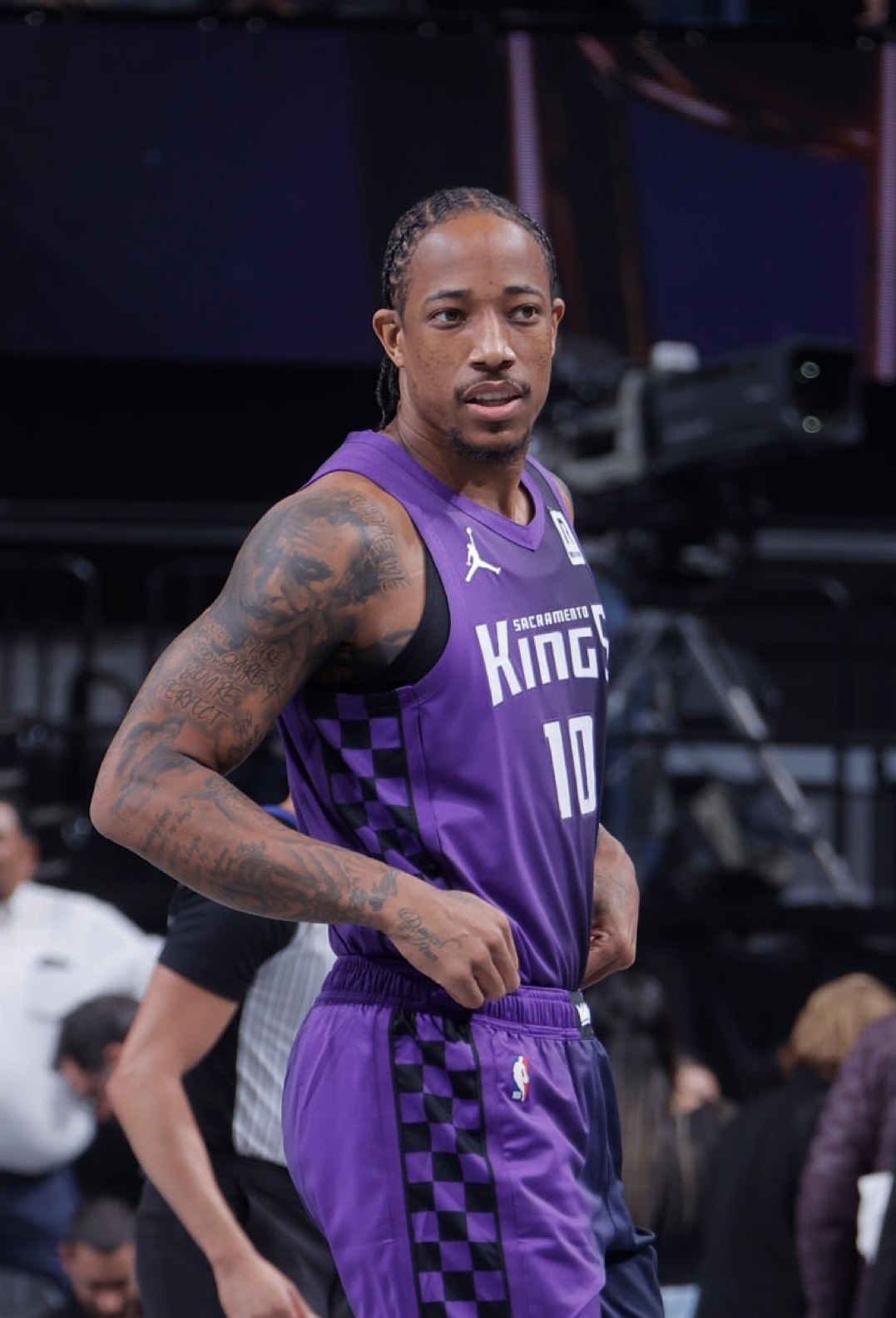 己的位置和 己的位置和